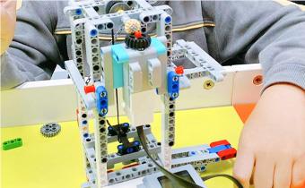 重庆少儿机器人编程培训教学环境