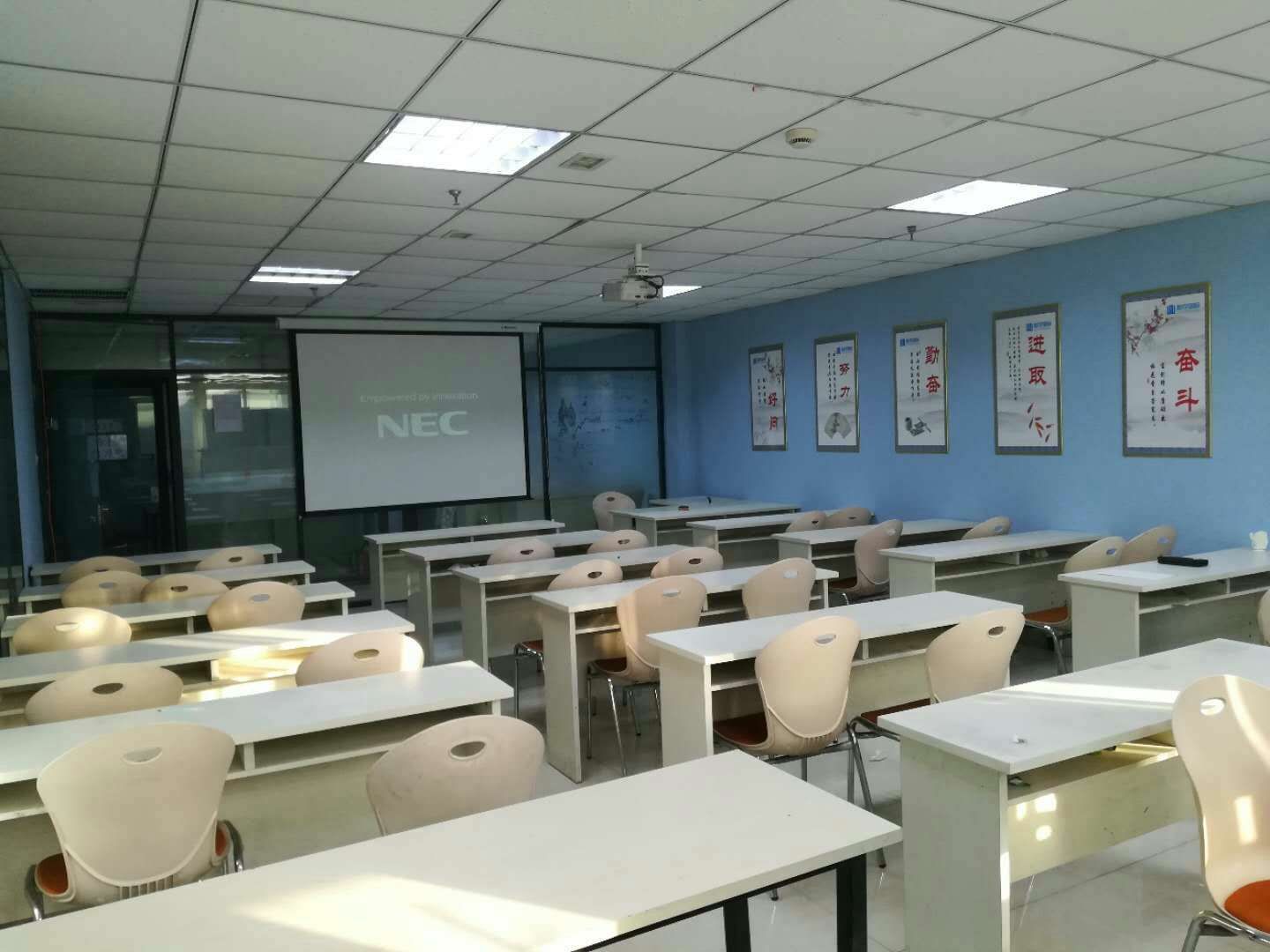 邢台励学班级学习环境