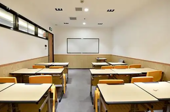 太原学大迎泽校区高考复读吃住一体培训机构