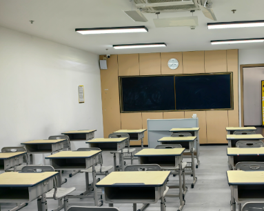 保定学大教育竞秀校区初高三全日制班