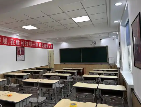 廊坊燕郊全日制高考复读全年补习班