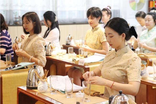 深圳福田区本地实力强的茶艺师培训机构榜出炉