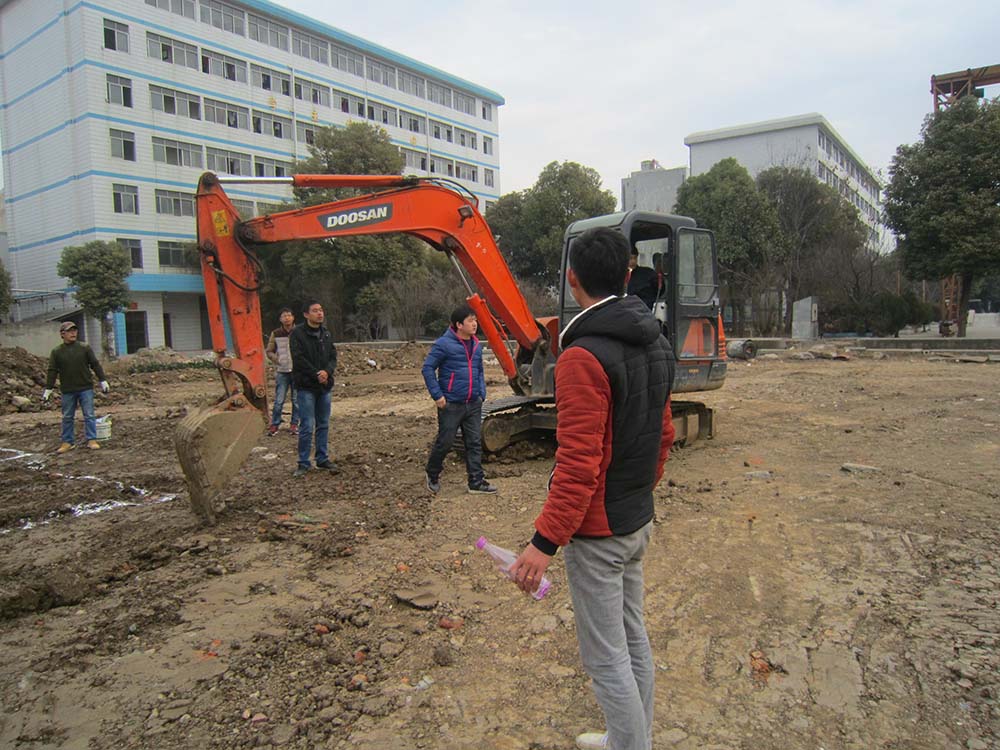 武汉挖掘机培训学校