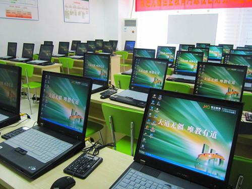 西宁会计培训电算化教室