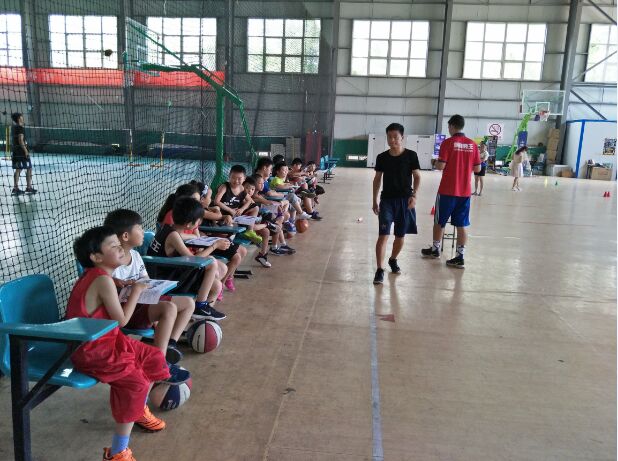 郑州哈林秀王国际英语篮球学校
