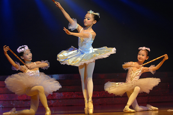 深圳哪里可以学习少儿芭蕾舞？