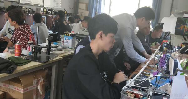 郑州华人手机维修培训学校