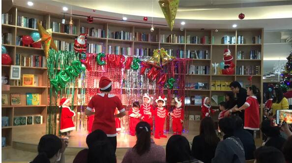 深圳菲尔顿早教培训学校圣诞节精彩回顾