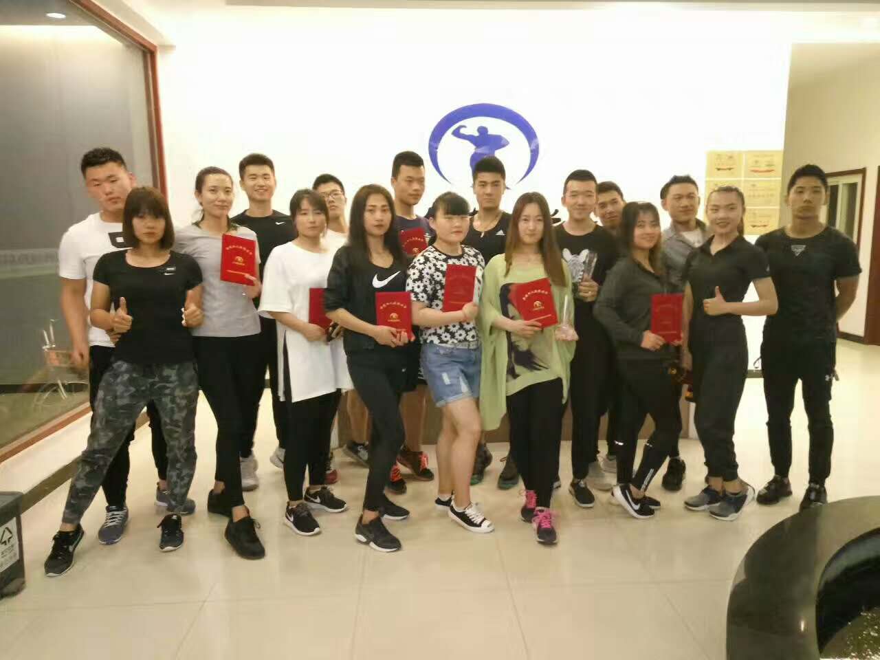 报名私人教练培训，零元入学，分配就业，保障工作权