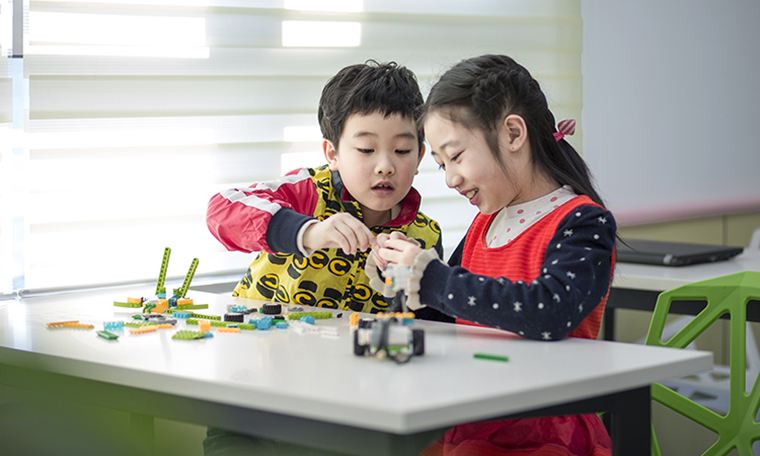 郑州童程童美积木机器人课程