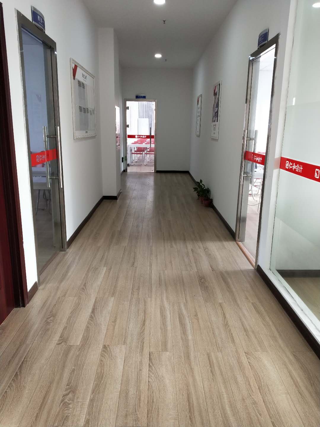 学校环境-办公走廊