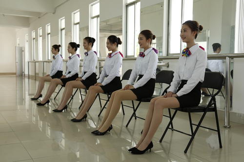 上海礼仪培训班学费一般要多少