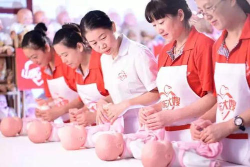 重庆哪里可以报名育婴师培训班