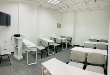 东京学术日语培训学校-学校环境-教室