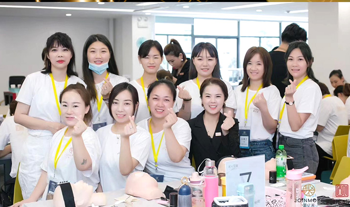 郑州靠谱的化妆培训学校