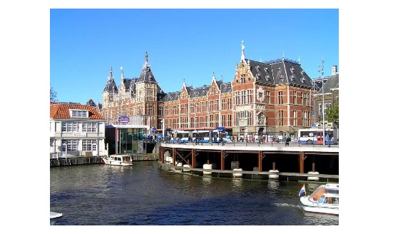 上海申请荷兰留学一年需要花多少钱