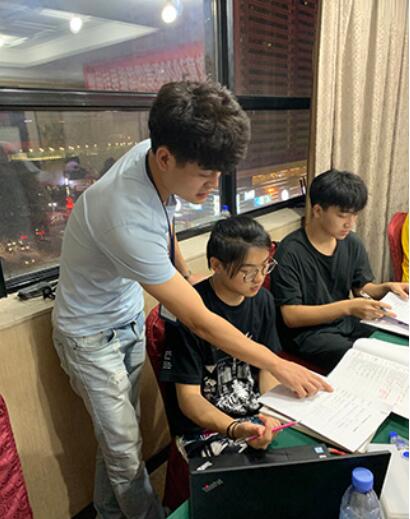 天津牛学雅思培训班老师日常